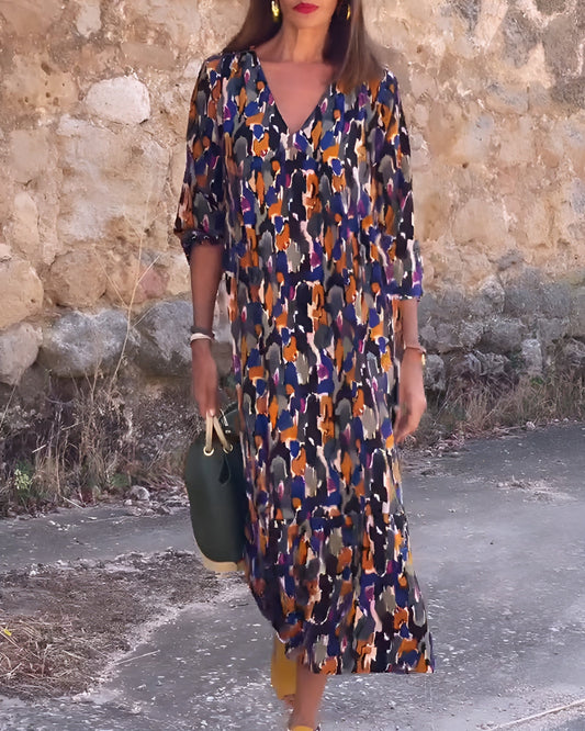 Van Dann | V-hals jurk met retroprint