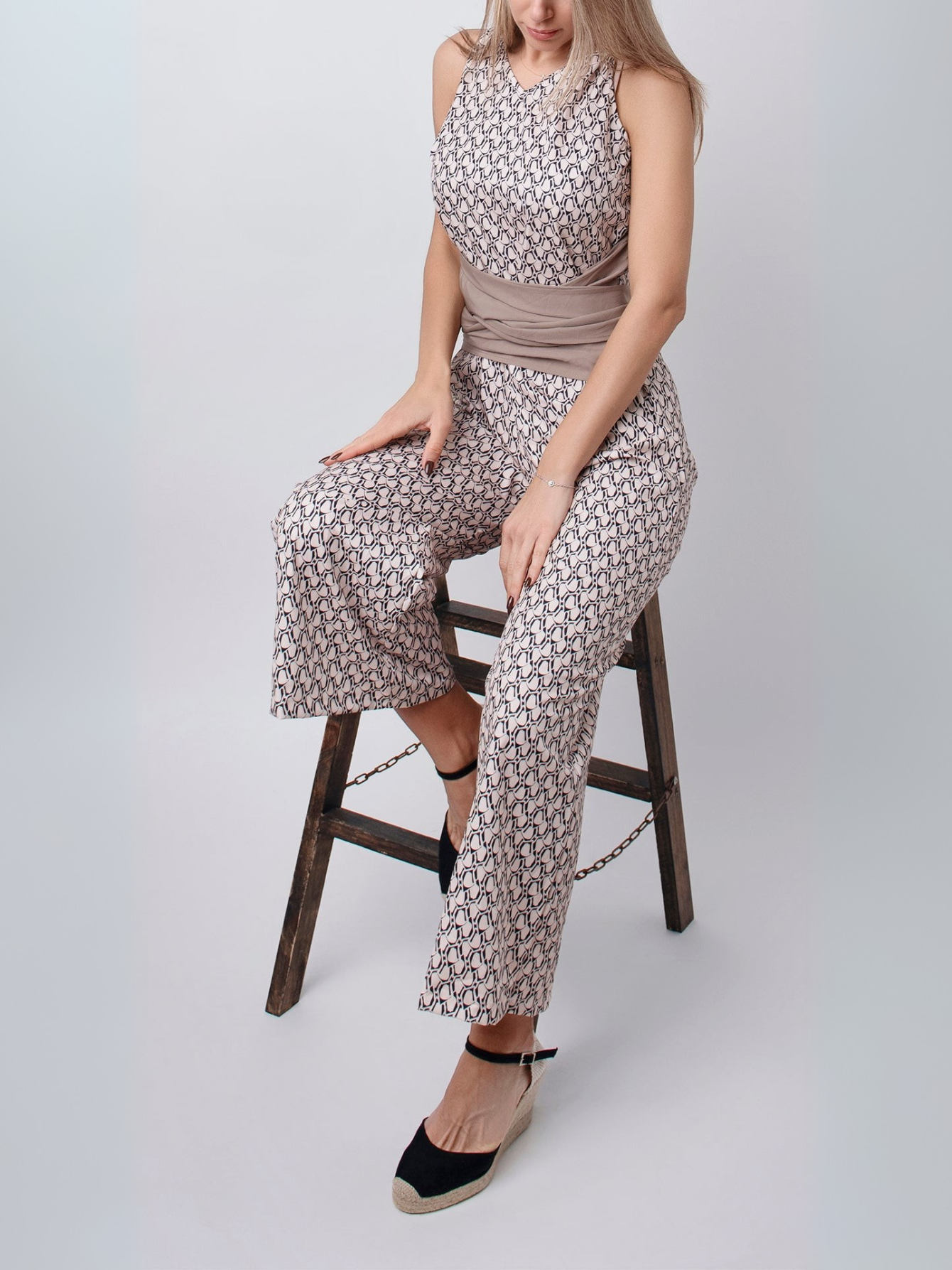 Van Dann | Mouwloze Jumpsuit met ronde hals